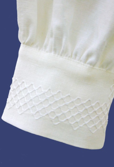 Linteum-collection. Detail photo of dress shirt
